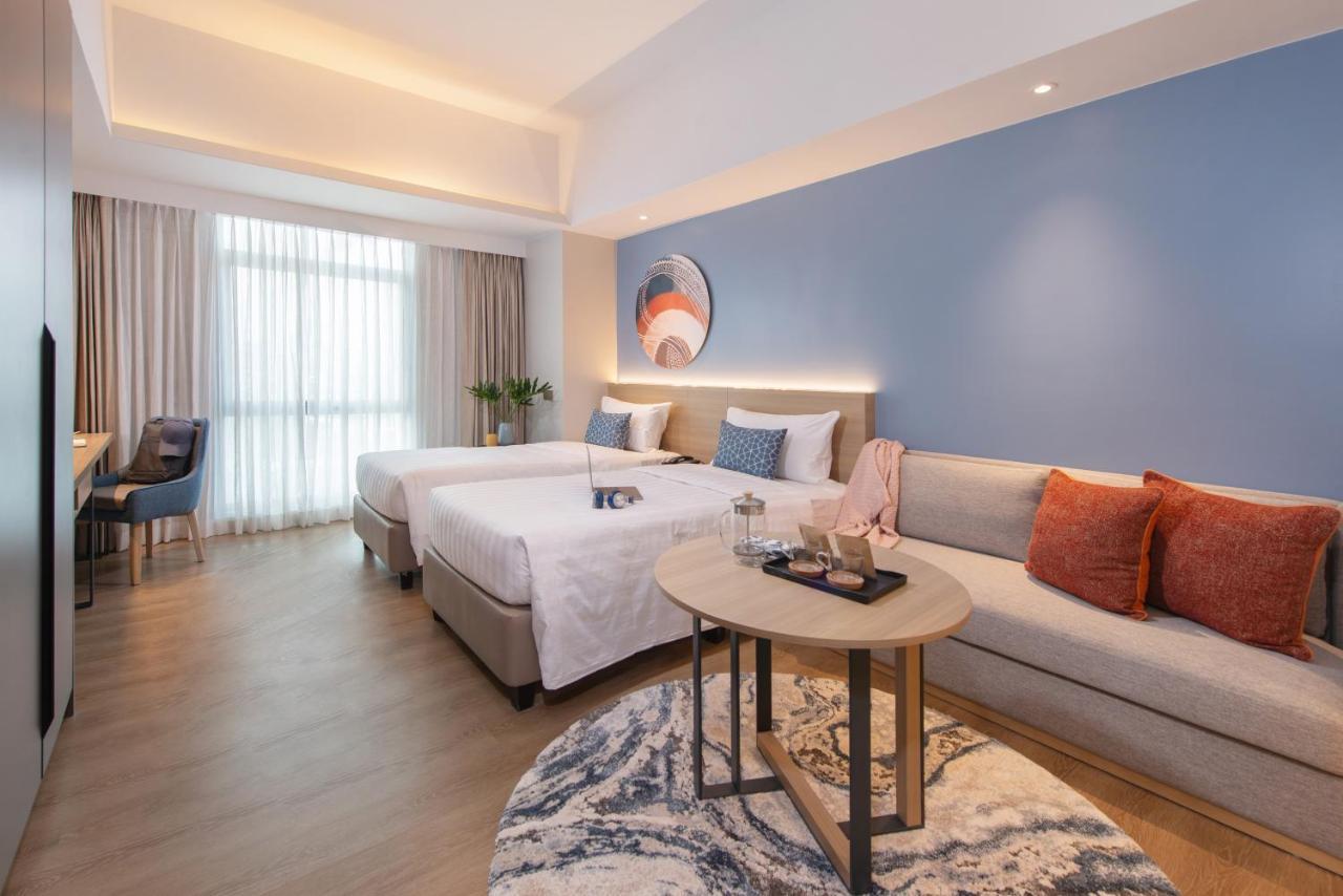 Citadines Roces Quezon City Exterior foto