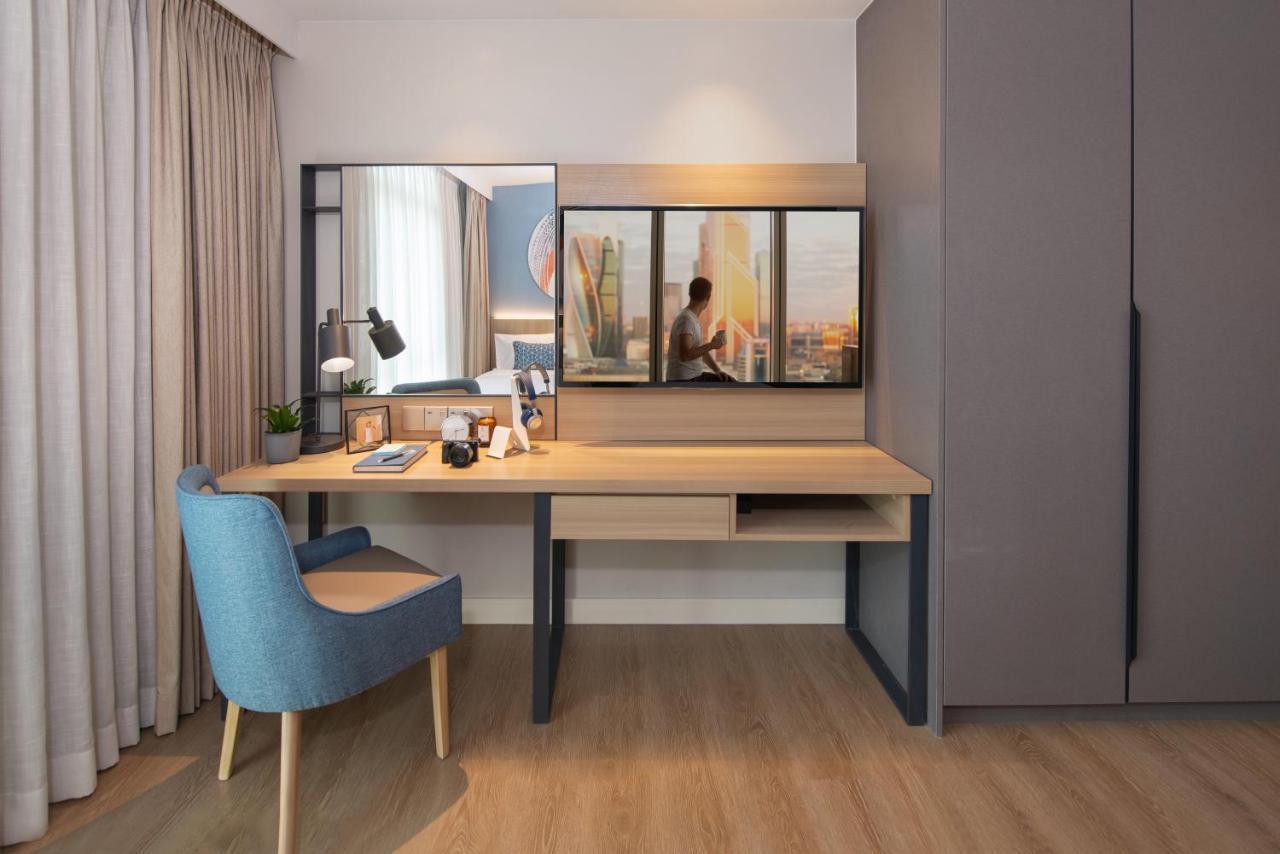 Citadines Roces Quezon City Exterior foto